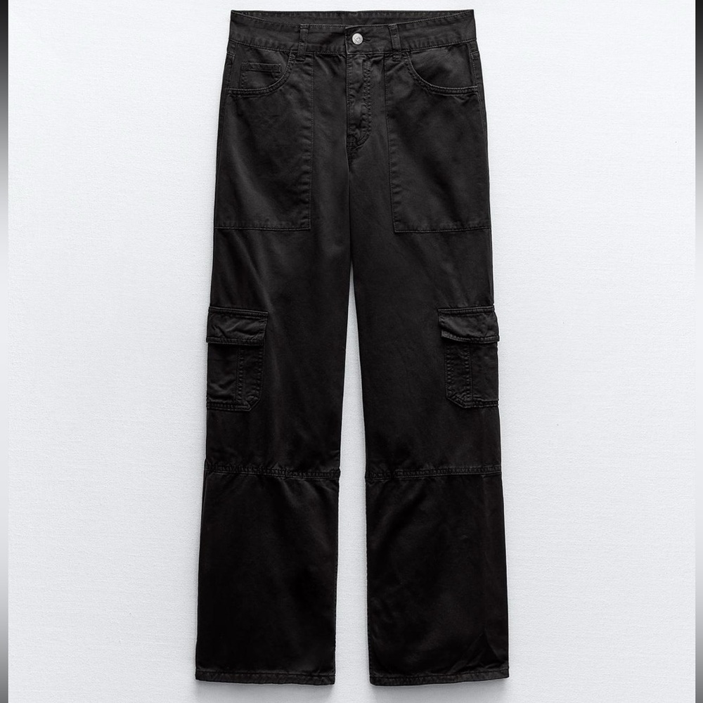 Zara Mid-rise Black Cargo Pants